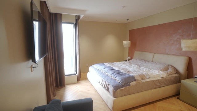 Nguyễn Hà Linh gây sốt với ngôi nhà mới trị giá 30 tỷ giữa những ồn ào trong cộng đồng yêu nhà đất - Ảnh 18.