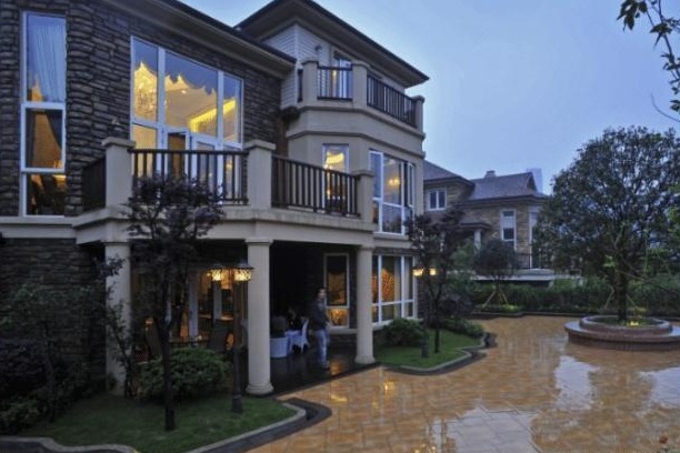 Biệt thự khác của MC