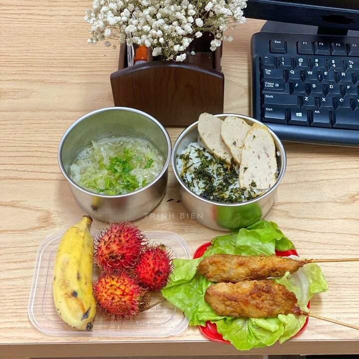 Hộp cơm văn phòng
