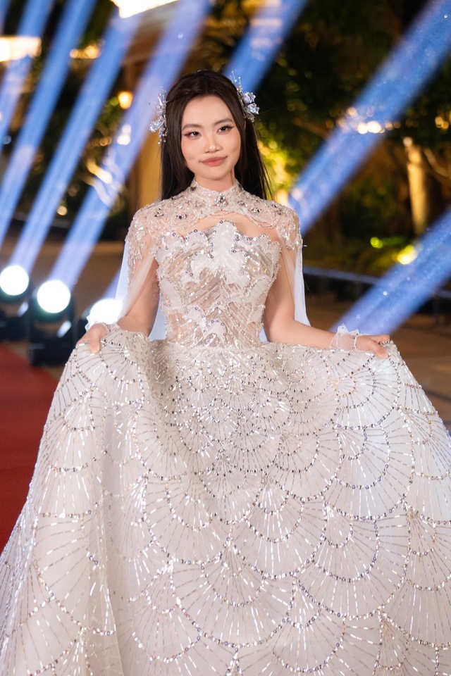 Sự Thay Đổi Đột Ngột Của Người Đã Coi Thường Phương Mỹ Chi - Ảnh 1.