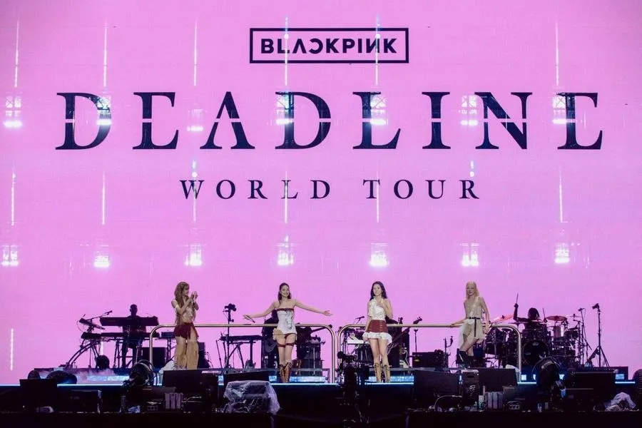 Cuộc tranh luận xung quanh tour diễn của BLACKPINK - Ảnh 3.