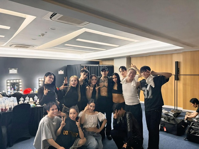 Dancer Song Linh nhảy cùng DPR IAN: Được casting qua Instagram, tiết lộ 1 sự thật bất ngờ sau set diễn 'ướt át' - Ảnh 3.