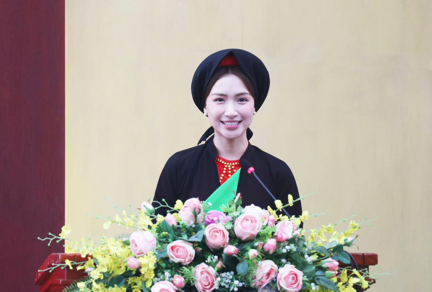 Hoà Minzy nỗ lực mời NSND Tự Long tham gia dự án âm nhạc