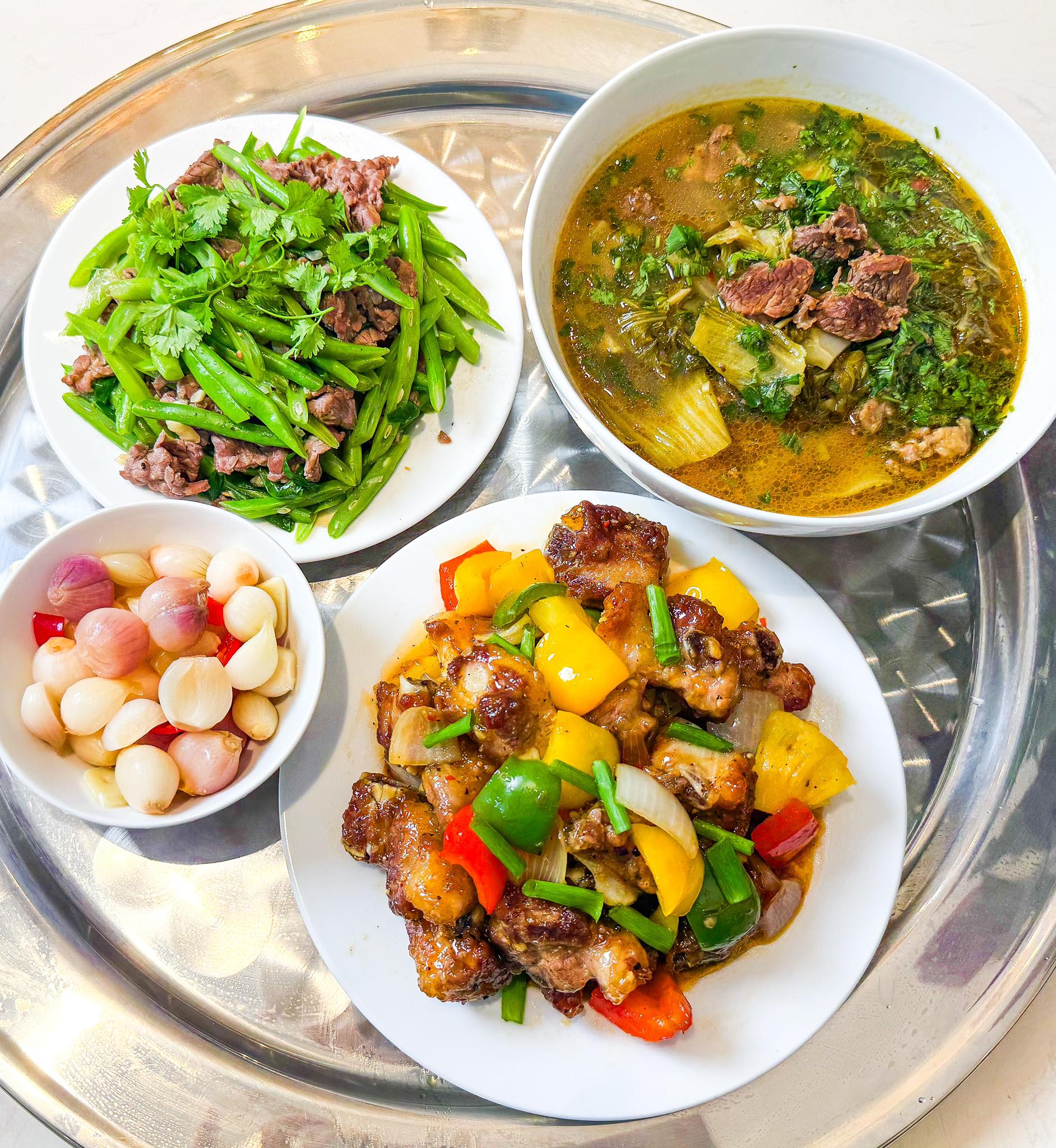 Mẹ ba con quyết định thay đổi để gây bất ngờ cho gia đình- Ảnh 7.