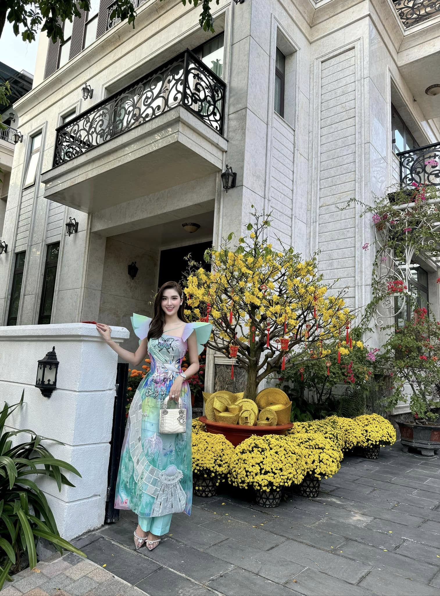 Không gian bên trong biệt thự