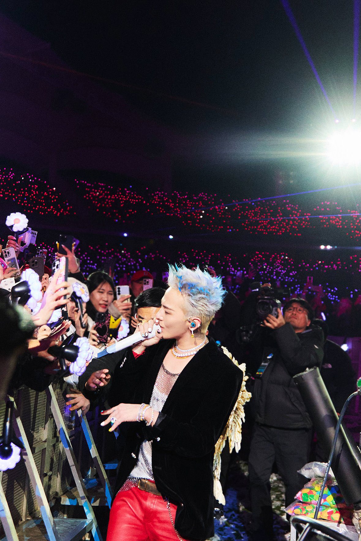 Sự Chào Đón Hoành Tráng Của Việt Nam Đối Với G-Dragon - Ảnh 8.