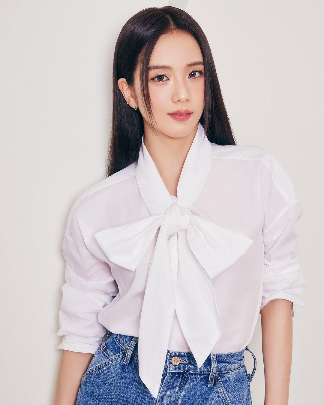 Jisoo - Người Đứng Ngoài Cuộc Chơi Quốc Tế Của BLACKPINK - Ảnh 16.