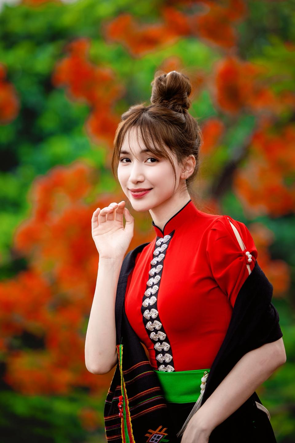 Đoạn video 1 phút 48 giây gây sốt về Hoà Minzy - Ảnh 1.