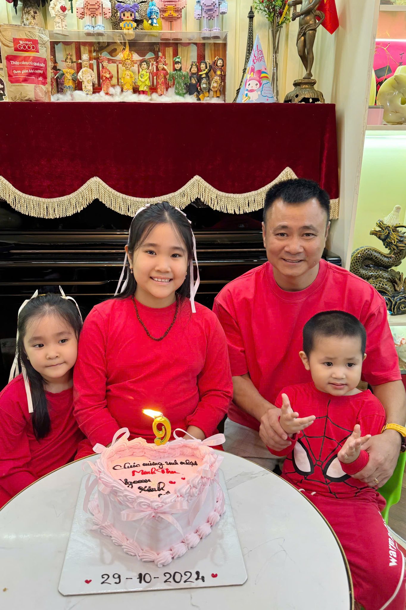 Hành Trình Tình Yêu Của NSND Tự Long: "Cảm ơn Em Đã Bên Anh"- Ảnh 2.