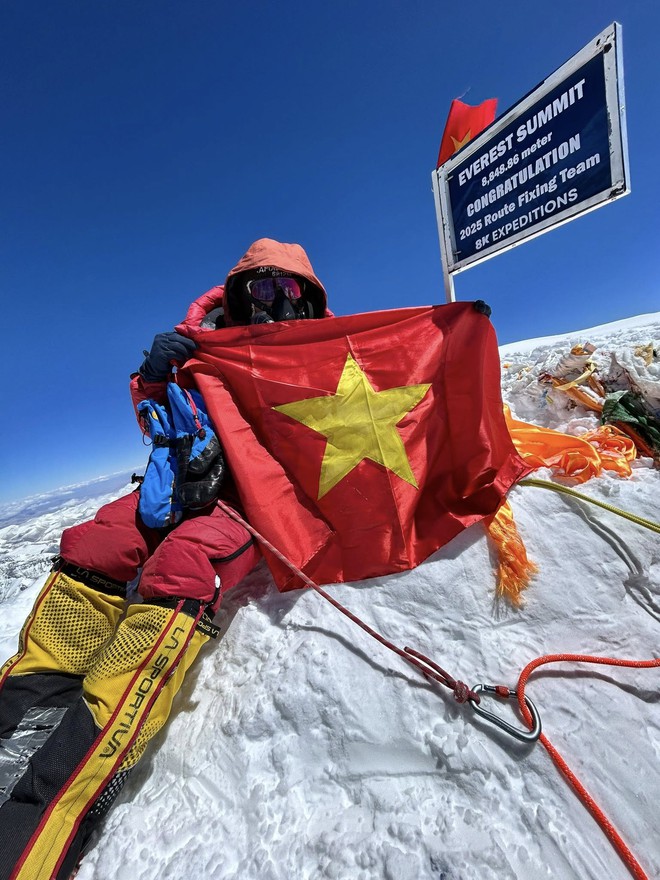 Hành Trình Chinh Phục Everest: Kỳ Tích Của Người Việt Nam - Ảnh 1.