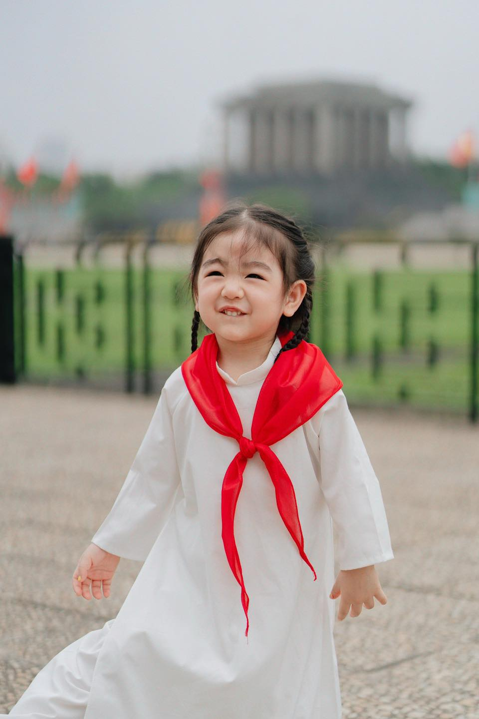 Bé Bún - cô công chúa nhỏ xinh đẹp và nghịch ngợm - Ảnh 25.