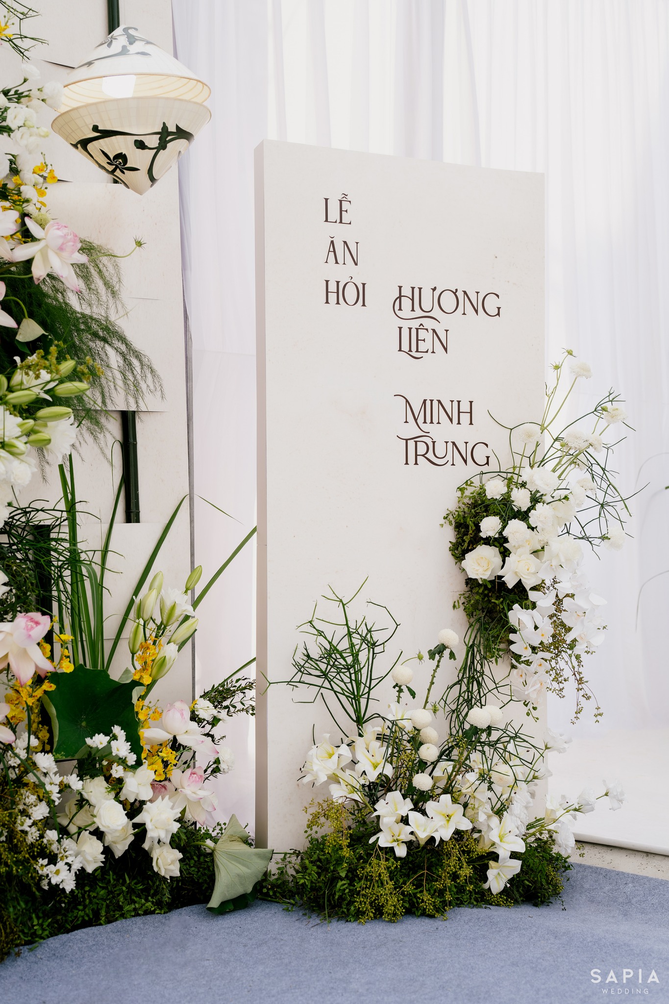 Đám hỏi của Hương Liên và chàng trai điển trai: Mọi chi tiết đều tôn vinh cô dâu - Ảnh 11.