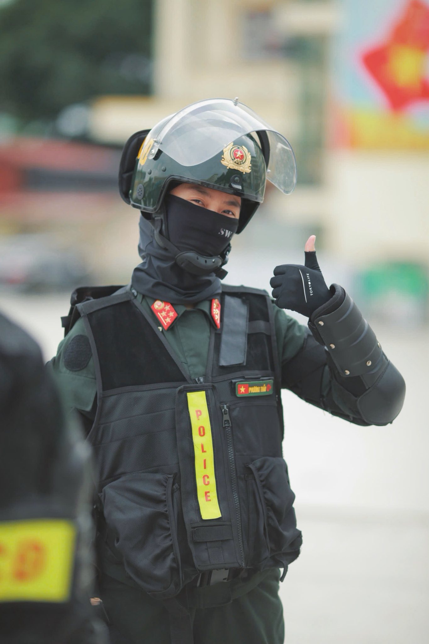 Nữ Đại úy xuất sắc đánh bại nhóm “quái xế” tại Hồ Gươm: Tài năng võ thuật và hình ảnh đời thường gây ấn tượng - Ảnh 6.