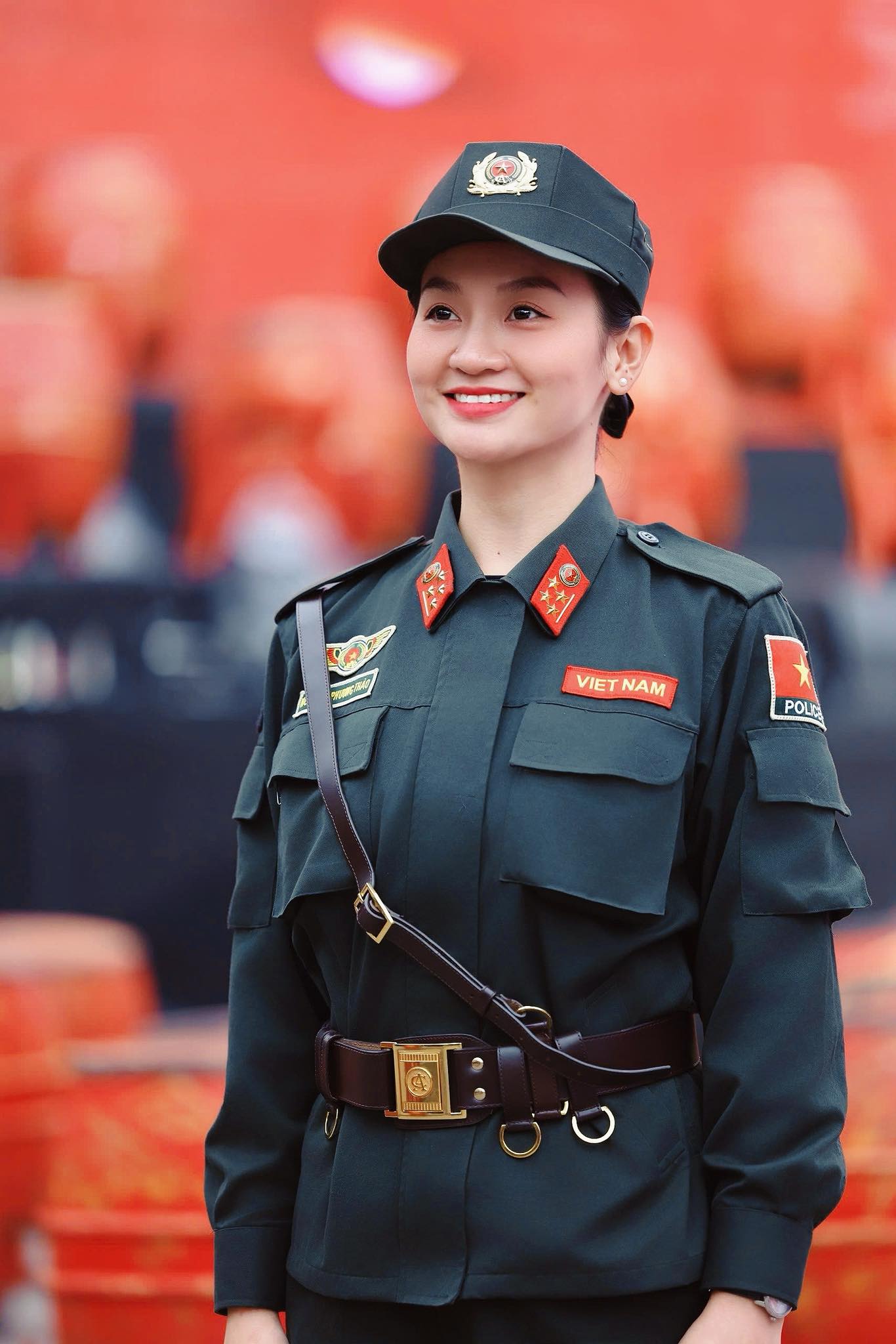 Nữ Đại úy Công an xinh đẹp và tài năng quật ngã 'quái xế' tại Hồ Gươm: Vẫn còn độc thân - Ảnh 3.