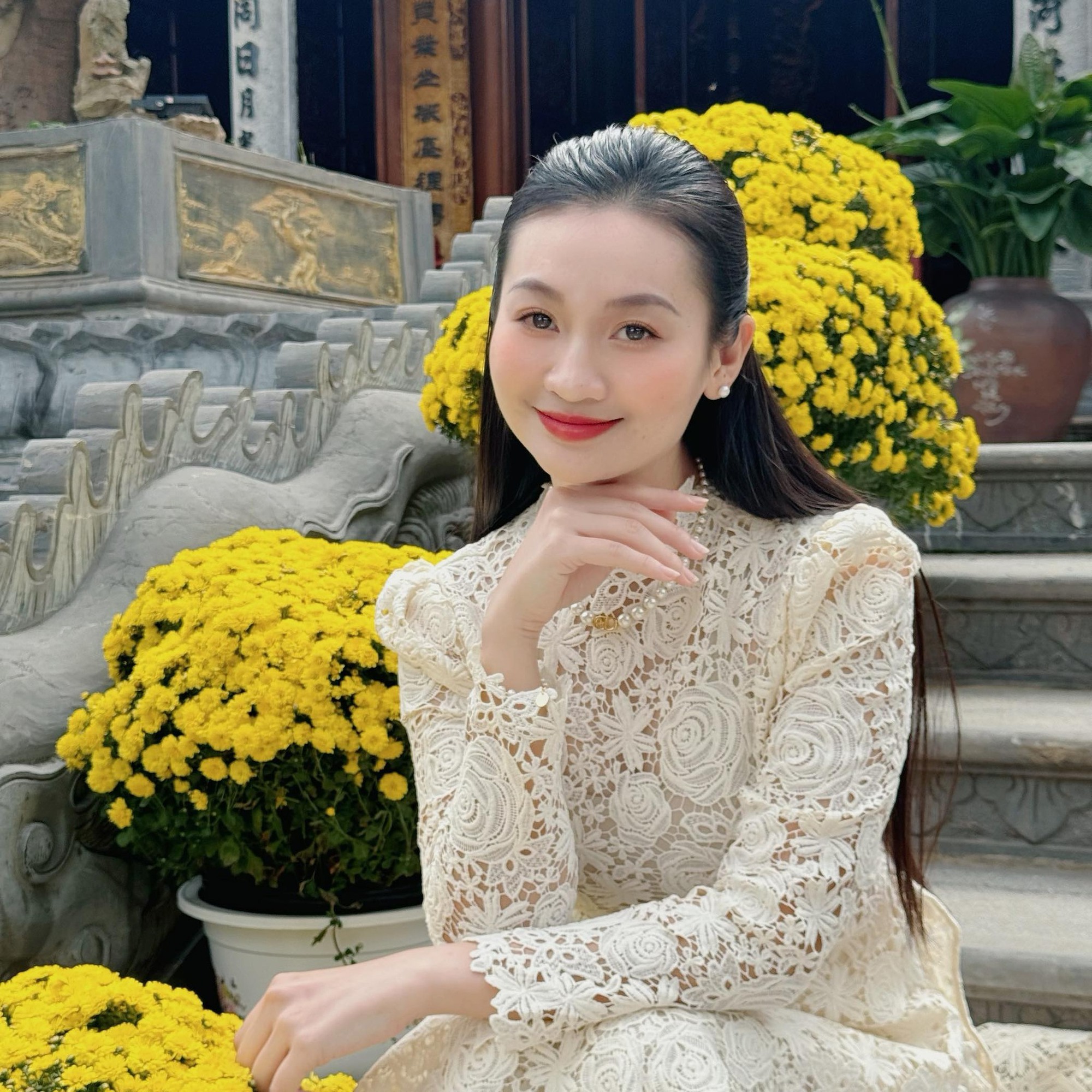 Nữ Đại úy Công an xinh đẹp và tài năng quật ngã 'quái xế' tại Hồ Gươm: Vẫn còn độc thân - Ảnh 12.