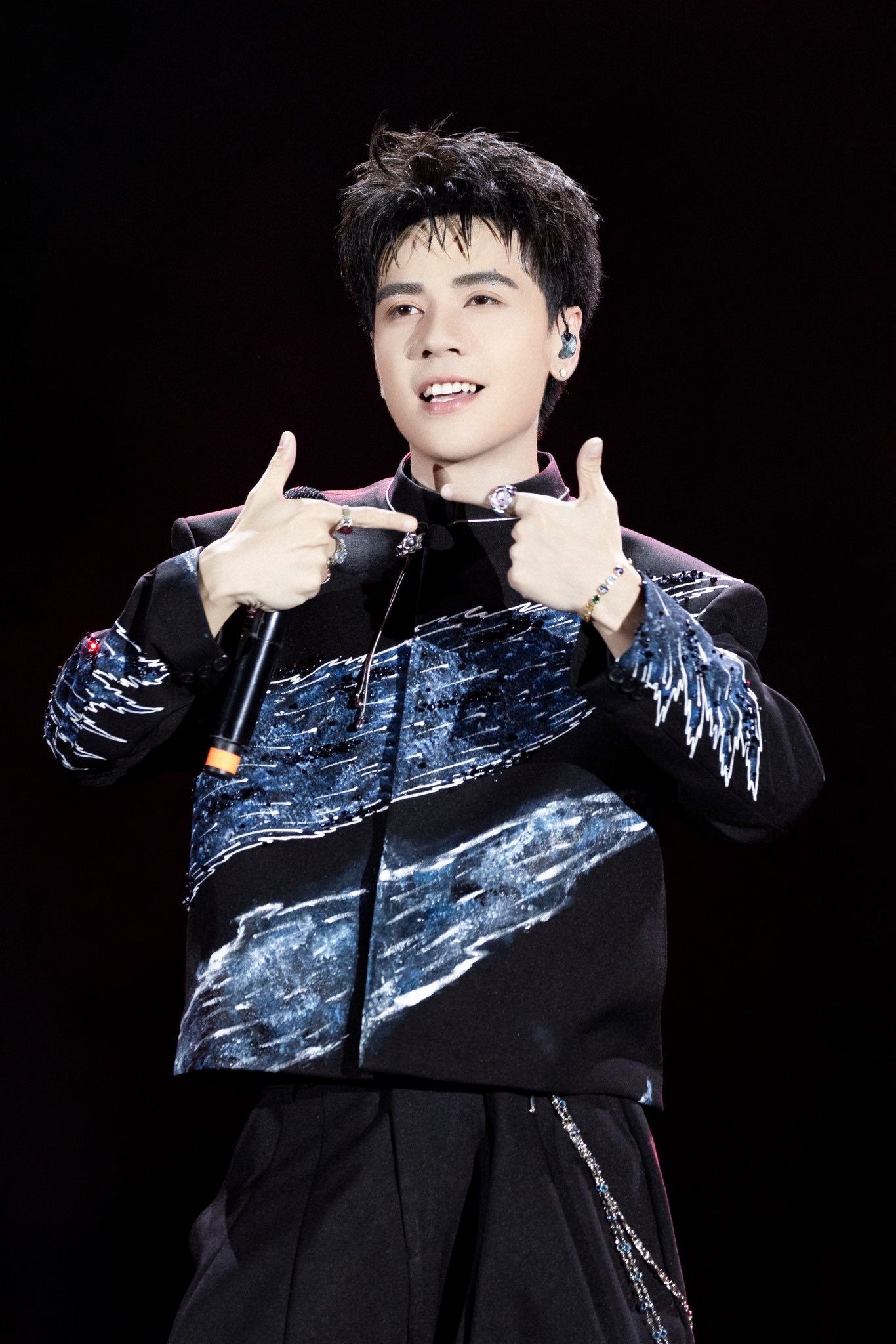 Quang Huy - Tên Gọi Mới Của Ryn Lee
