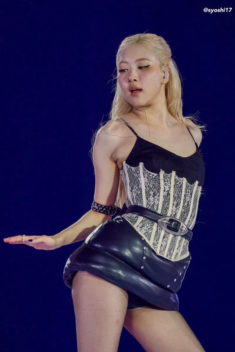 Cuộc tranh luận xung quanh tour diễn của BLACKPINK - Ảnh 5.