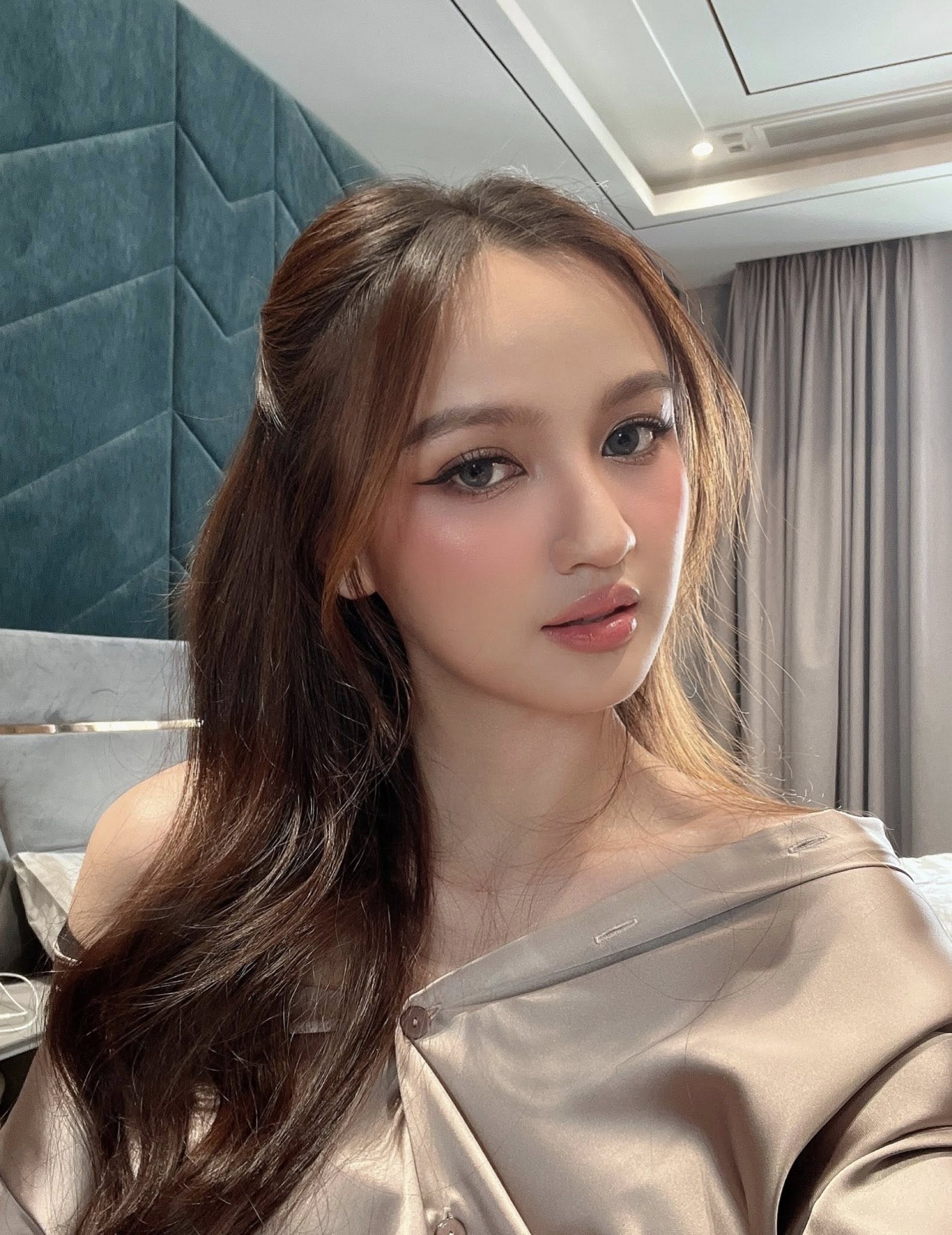 Cuộc sống bất ngờ của hot girl Cần Thơ sau khi trở thành dâu hào môn: Một câu nói với mẹ chồng khiến mạng xã hội xôn xao - Ảnh 2.
