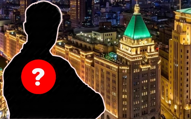 Người đàn ông bí ẩn trong bộ dạng giản dị tại triển lãm ô tô: Ai là chủ nhân của Fairmont Peace Hotel?- Ảnh 3.