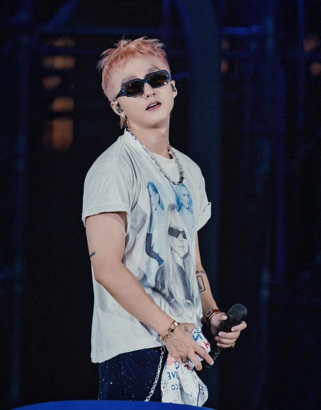 Ai sẽ là nghệ sĩ Vpop biểu diễn trước G-Dragon? Đã có câu trả lời!- Ảnh 2.