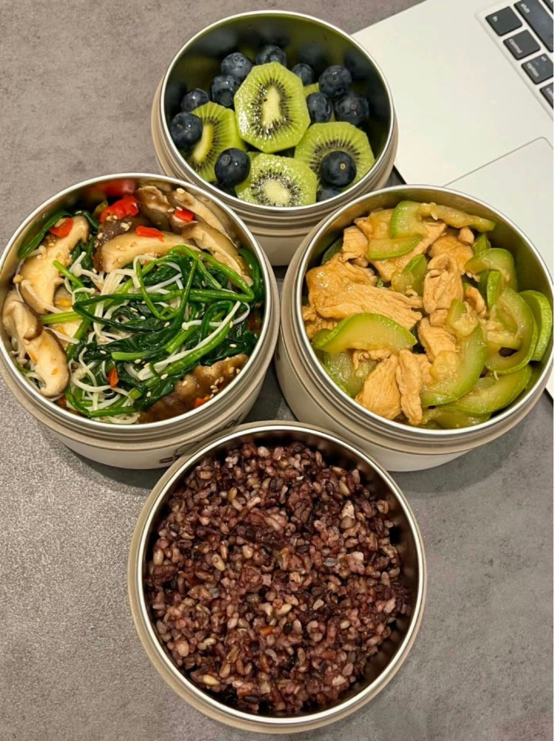 Dù là sếp, tôi vẫn mang cơm trưa đi làm - Ảnh 5.