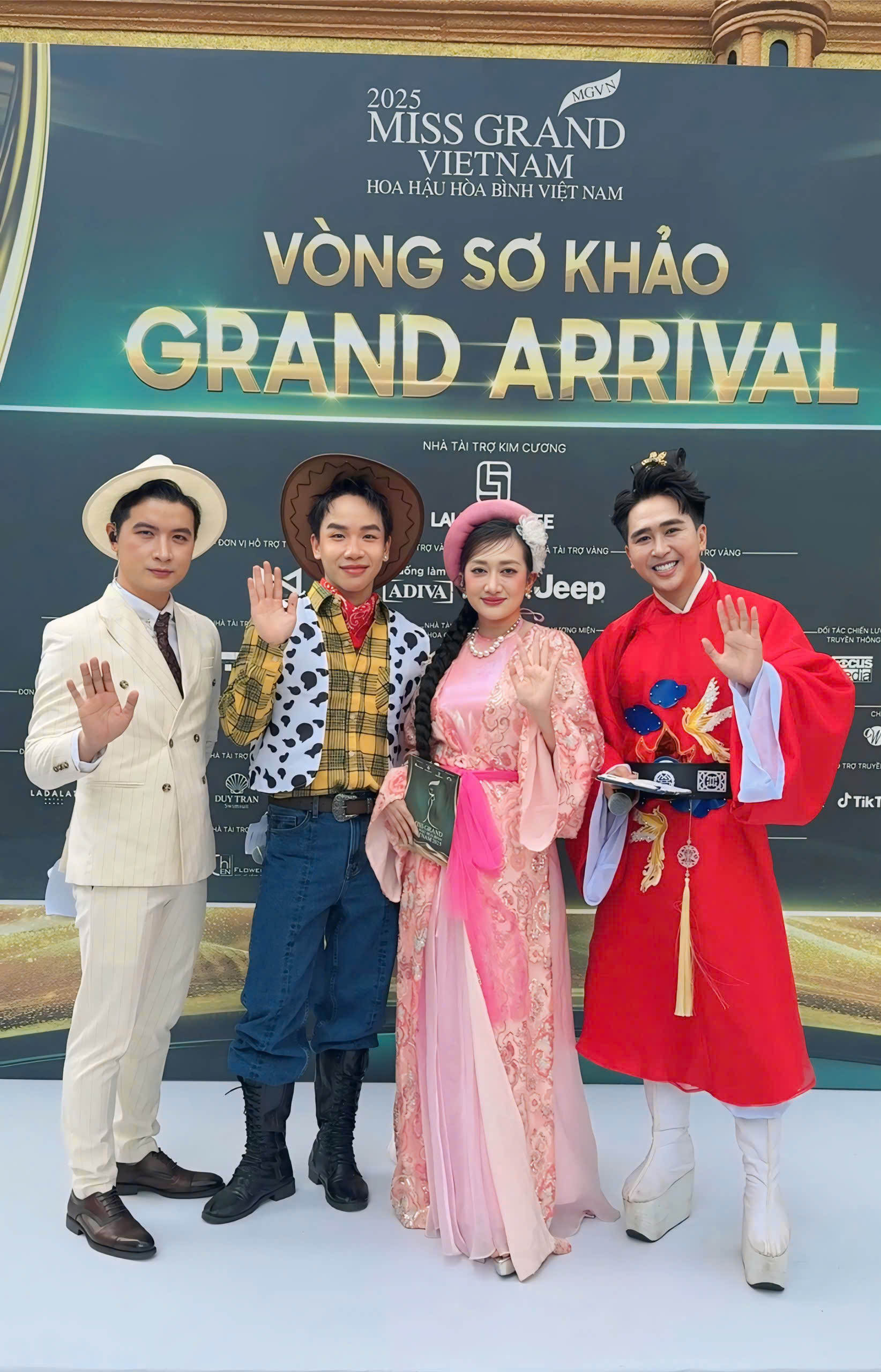 Ý kiến trái chiều về MC tại Miss Grand Vietnam: Phản hồi từ nhà sản xuất - Ảnh 1.
