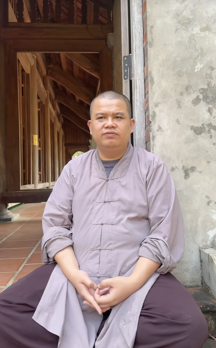Sư Thầy Livestream Bán Hàng Nổi Bật Xuất Hiện Trên Bản Tin - Ảnh 4.