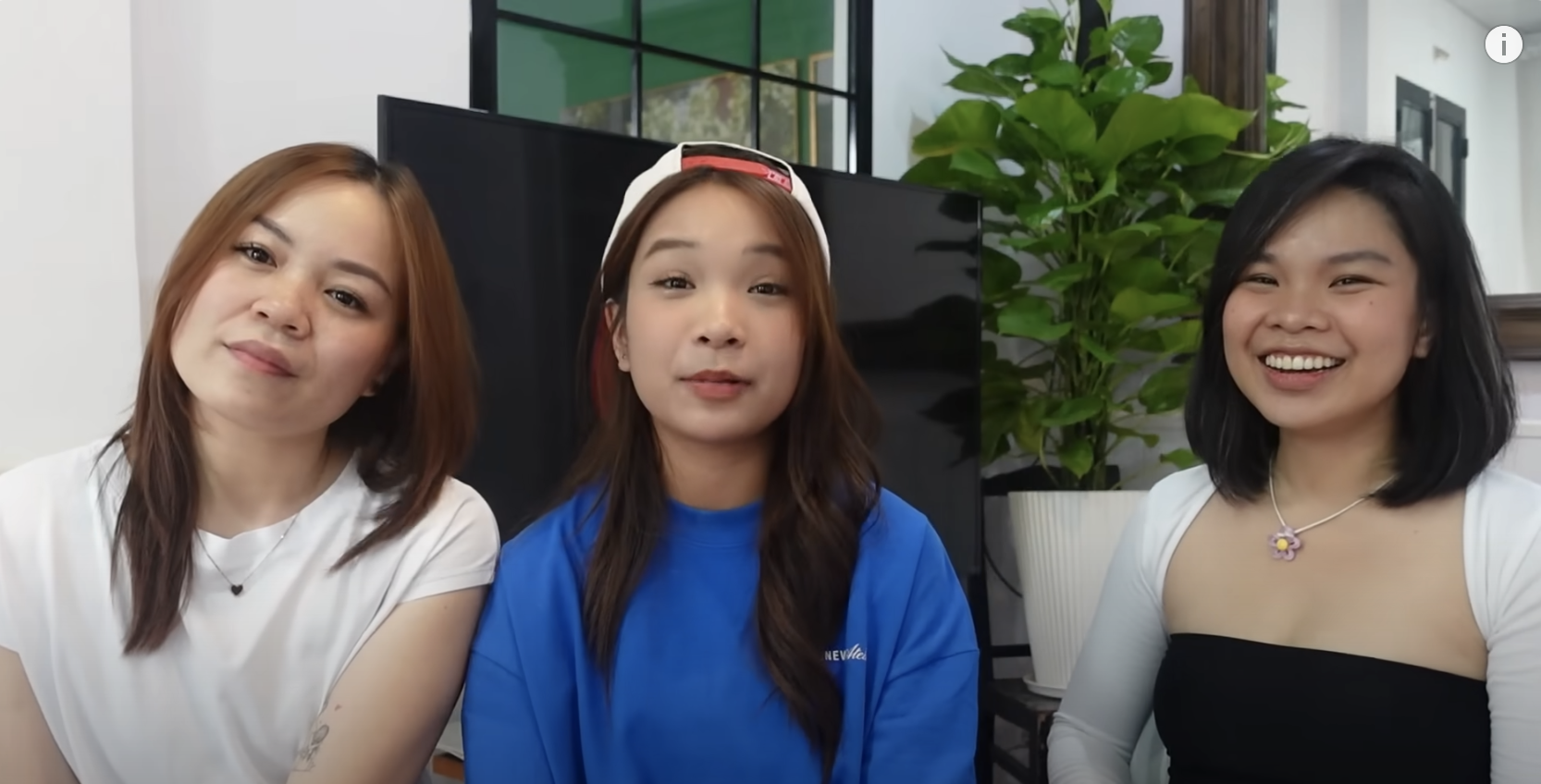 Câu Chuyện Nổi Bật Của Hai Kênh YouTube: Song Thư Channel và Nhung Phan Channel - Ảnh 2.
