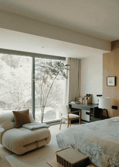 Cặp vợ chồng U60 đầu tư 13 tỷ đồng xây dựng biệt thự 360m2 cho cuộc sống nghỉ hưu: Thiết kế 2 phòng ngủ riêng tư, hạnh phúc bên nhau - Ảnh 2.