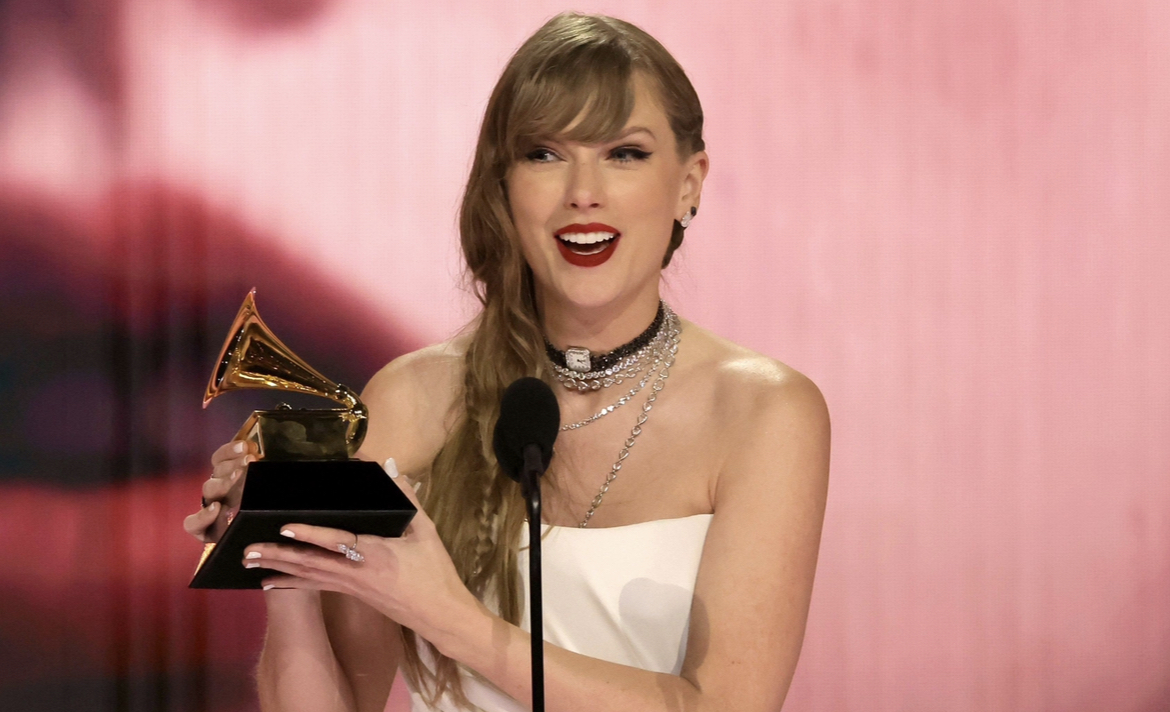 Nữ ca sĩ 2 lần khiến Grammy viết lại lịch sử, đến “con cưng” Taylor Swift cũng phải “bó tay”- Ảnh 6.