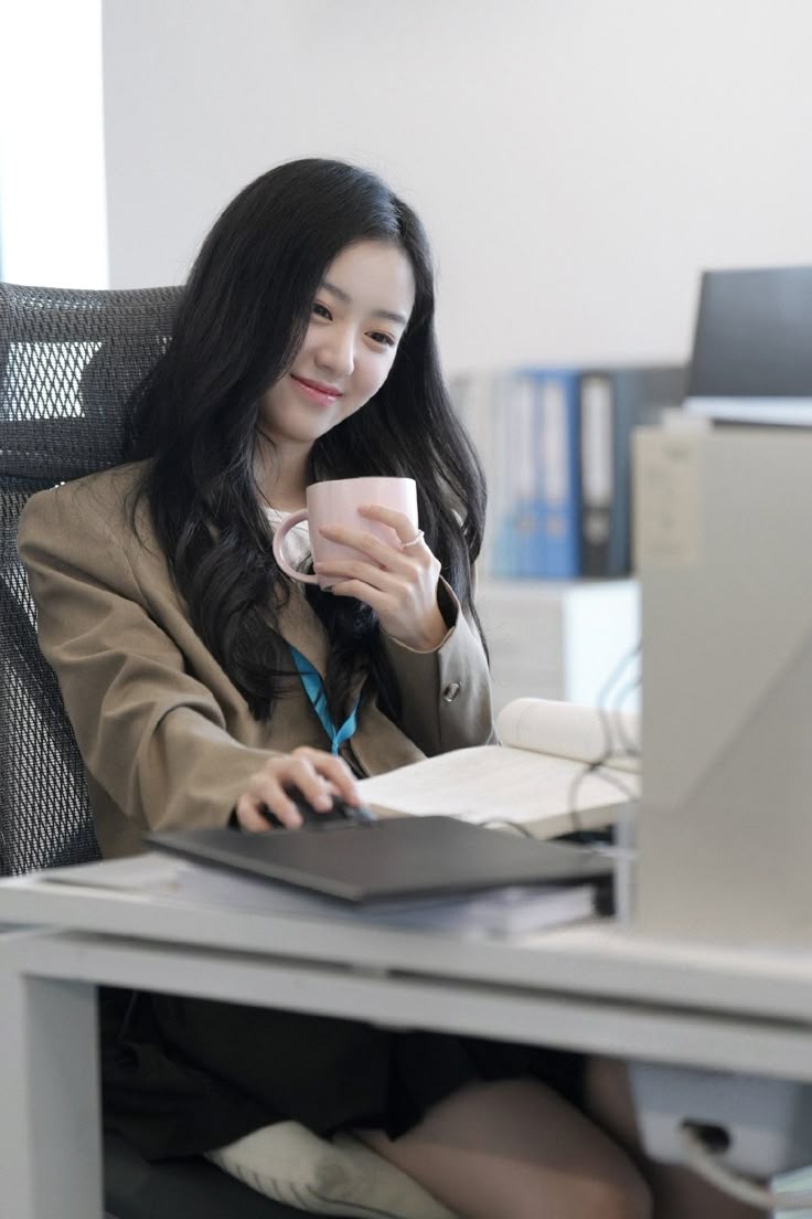 Làm thêm ngoài giờ: Nhận lương qua ví điện tử có bị đánh thuế không? Những điều cần lưu ý! - Ảnh 3.