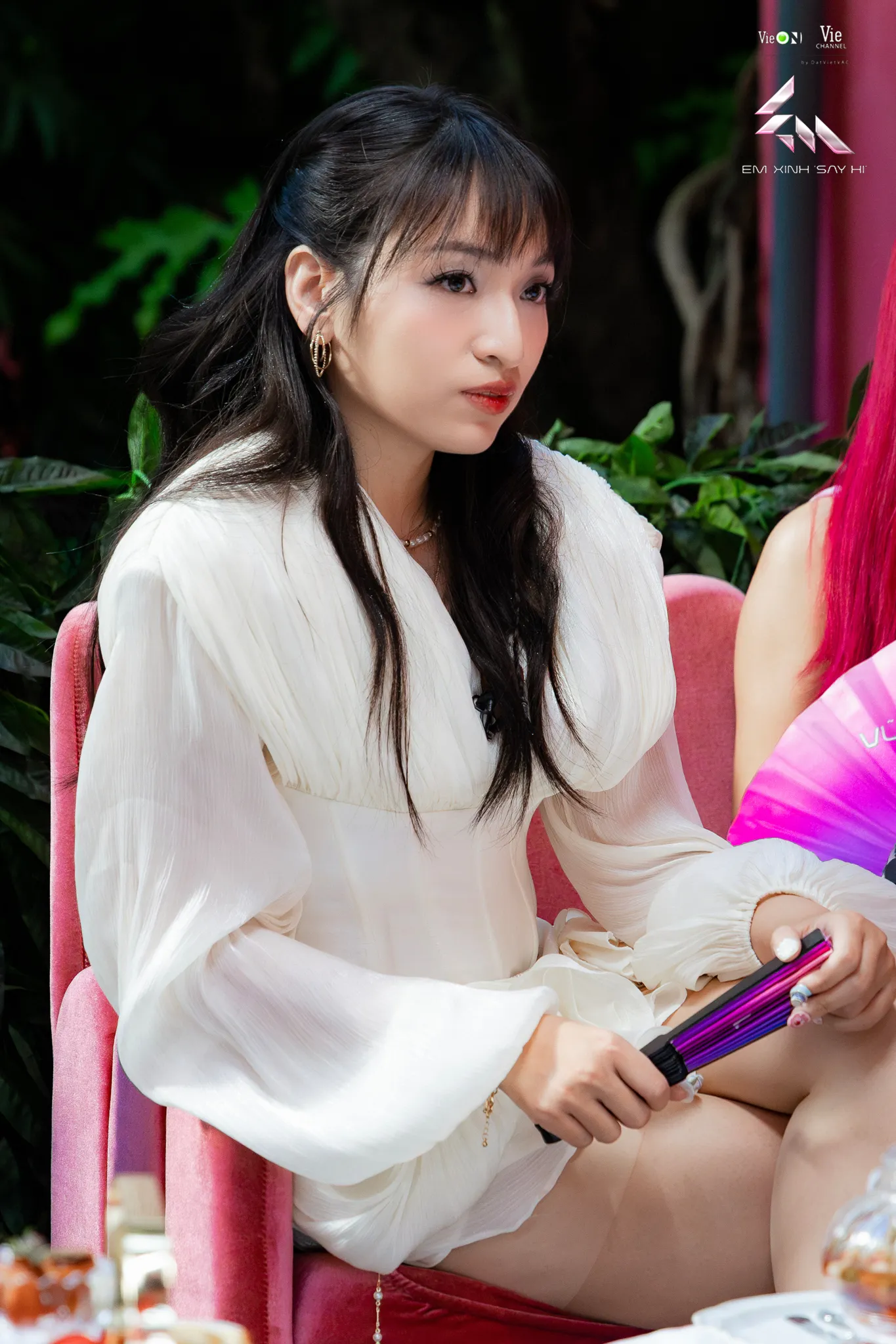 Bích Phương tạo chiêu - Ảnh 2.