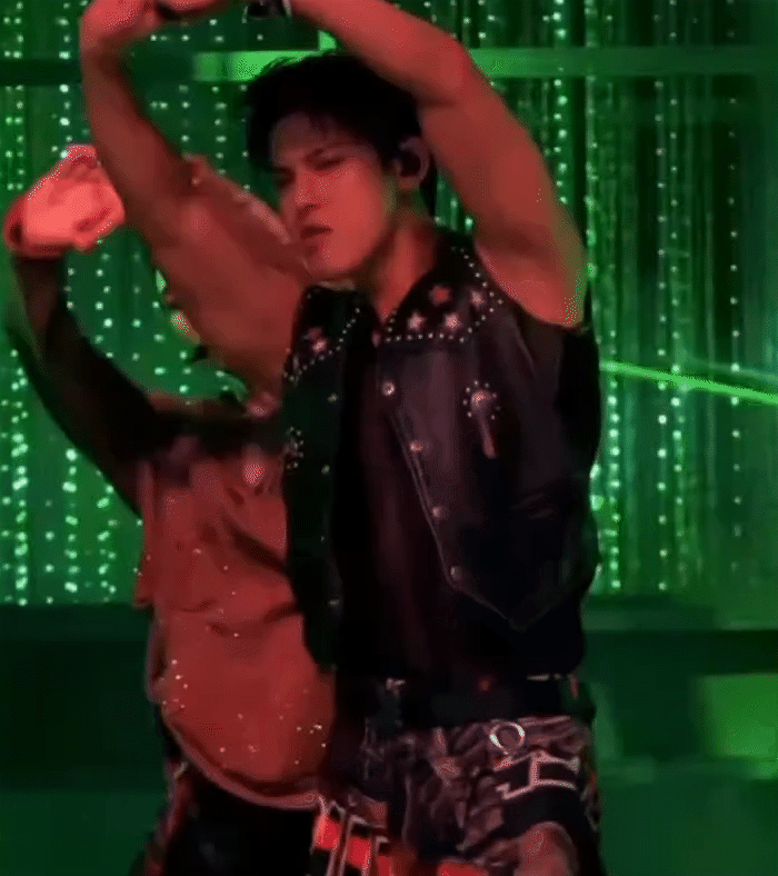 Bài hát hot nhất Kpop hiện tại: Đưa hoàng kim boygroup trở lại, cứ “alo alo” gây ám ảnh- Ảnh 6.