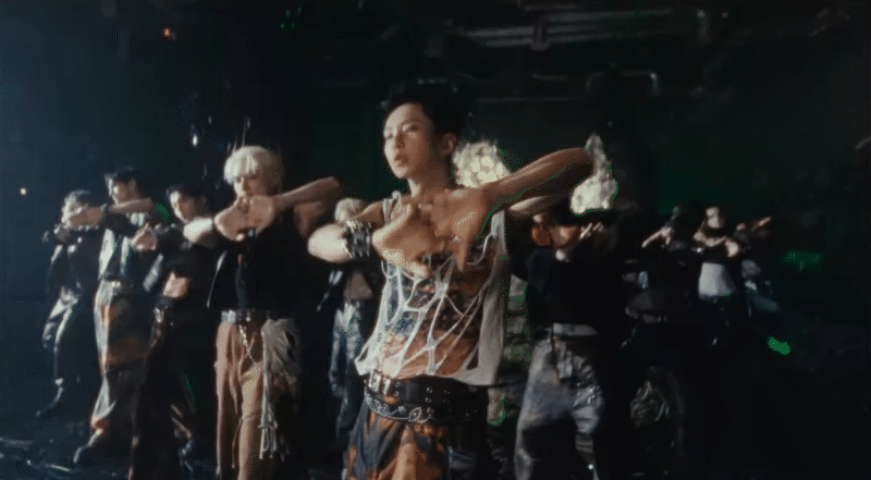 Bài hát hot nhất Kpop hiện tại: Đưa hoàng kim boygroup trở lại, cứ “alo alo” gây ám ảnh- Ảnh 3.