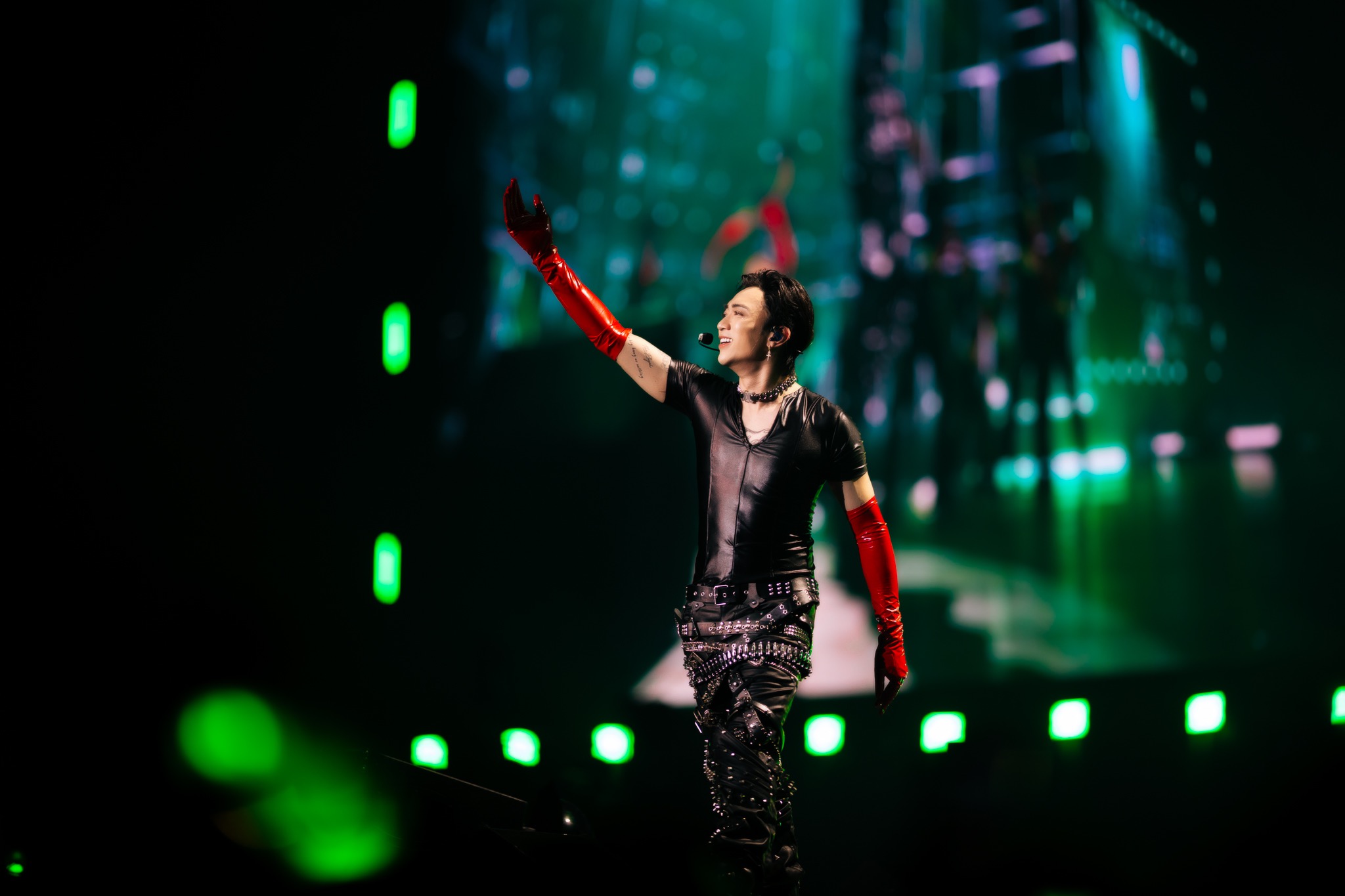 SOOBIN thể hiện tài năng đa dạng trong concert đầu tay.