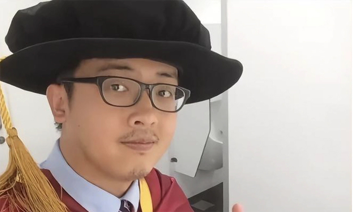 Người giao hàng có học vấn cao nhất Trung Quốc, là tiến sĩ tốt nghiệp 4 trường danh giá- Ảnh 2.