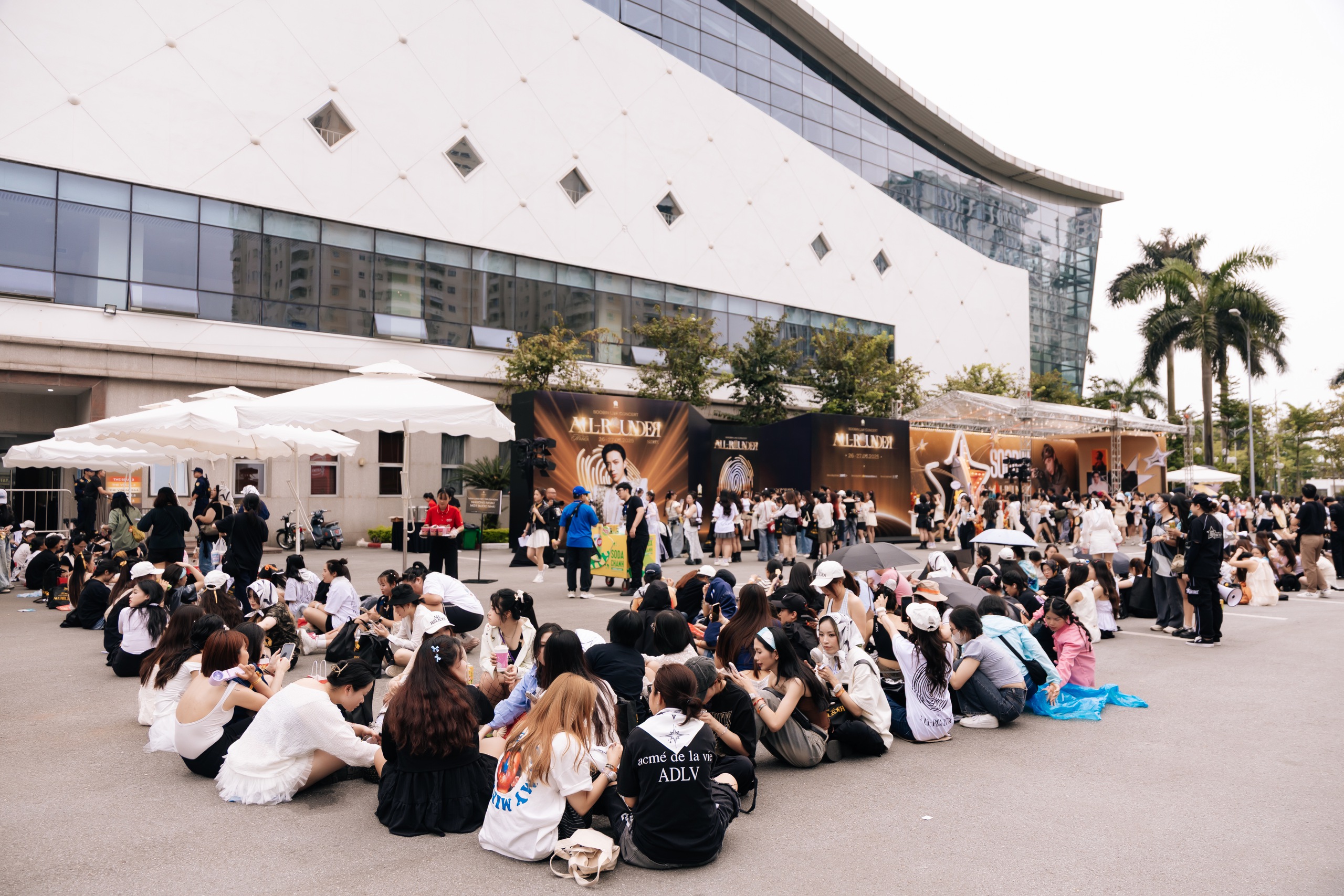 SOOBIN thể hiện tài năng đa dạng trong concert đầu tay.