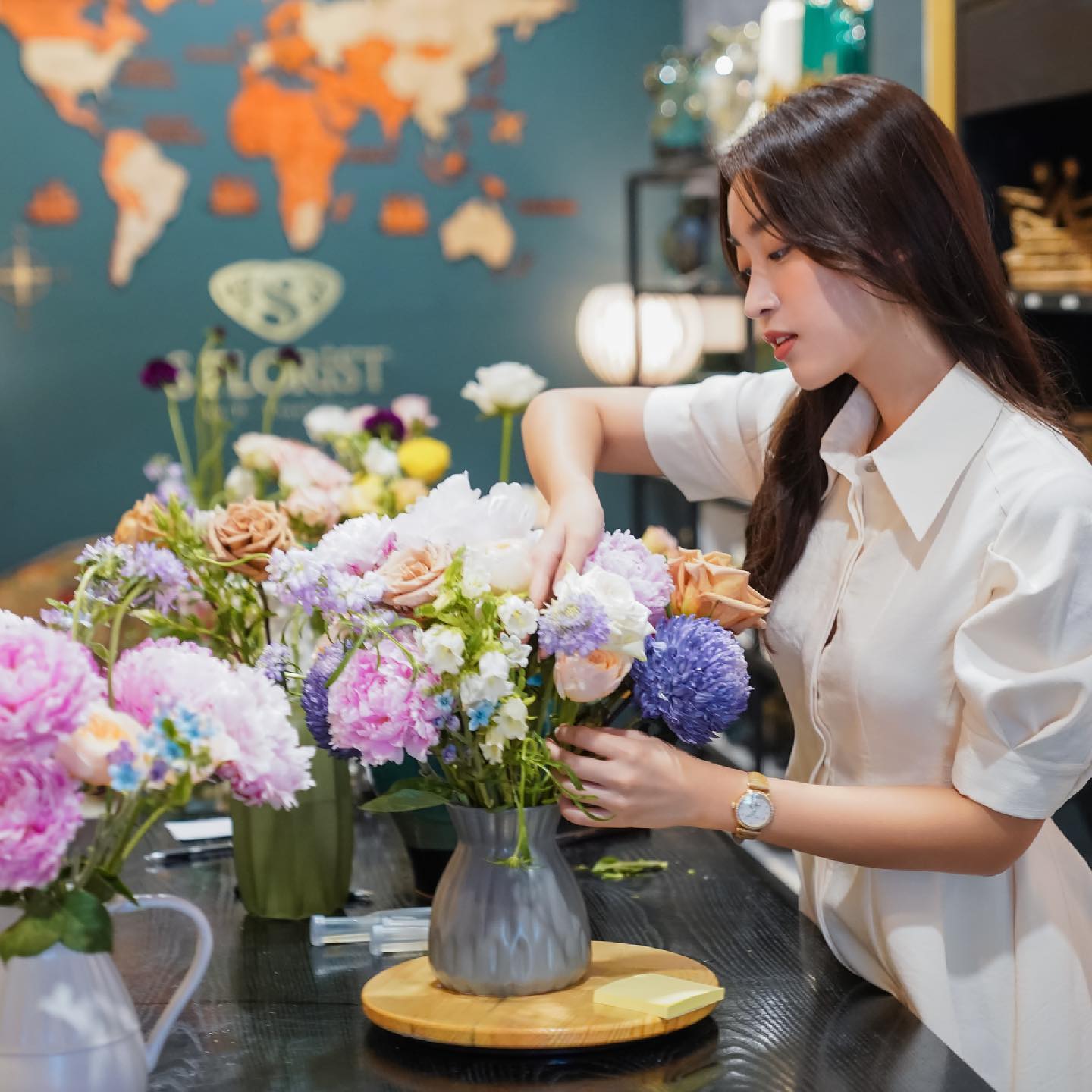 Khám Phá Xu Hướng Cắm Hoa Của Các Nàng Dâu Hào Môn Việt - Ảnh 8.