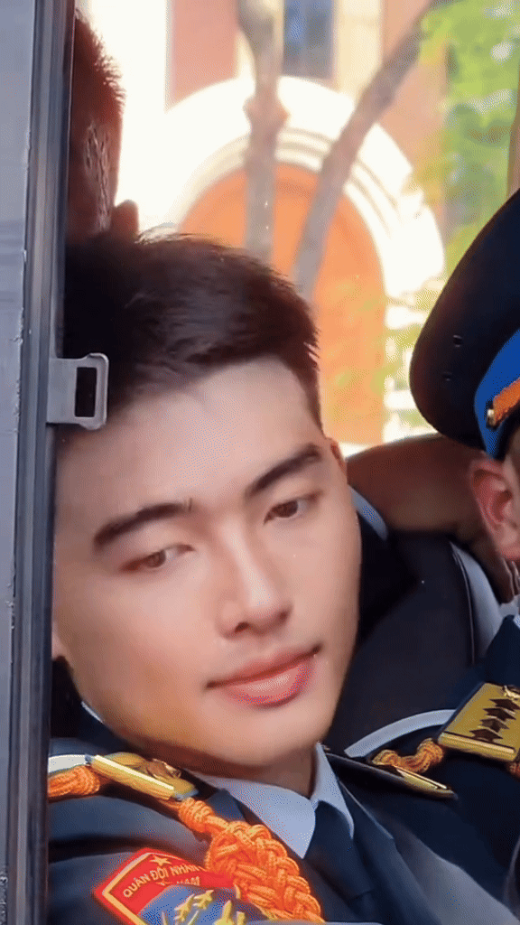 Khối trưởng Khối Sỹ quan Phòng không - Không quân chia sẻ chuyện tình 3 năm đầy ngọt ngào - Ảnh 6.