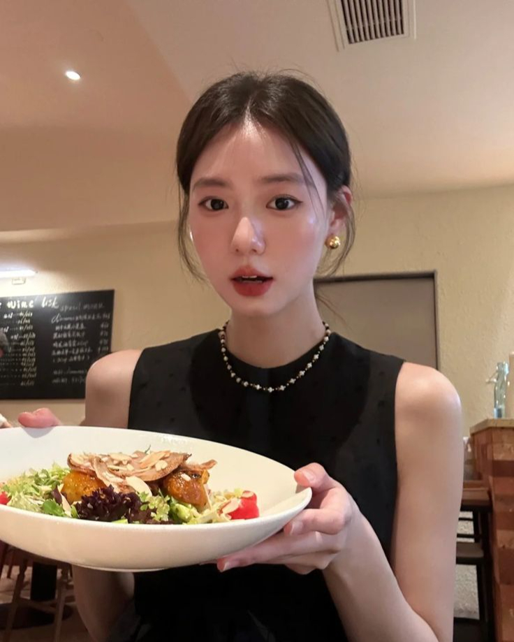 Ăn uống phong phú với lương 10 triệu: Liệu có phải là nguyên nhân khiến bạn nghèo? - Ảnh 2.