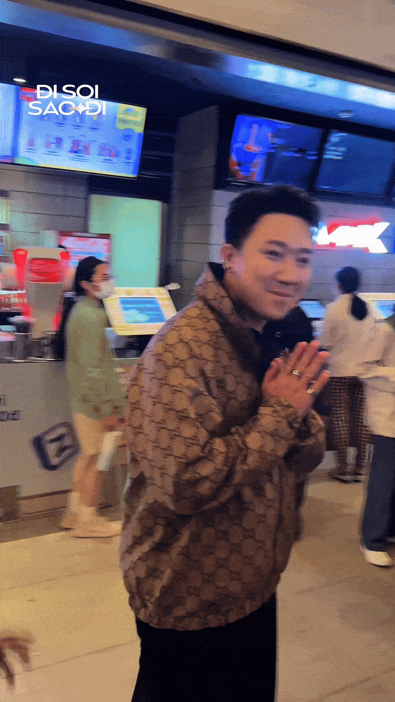 Thảm Đỏ Rực Rỡ: Dàn Em Xinh - Chị Đẹp Tỏa Sáng, Hòa Minzy Chiếm Trọn Spotlight - Ảnh 8.