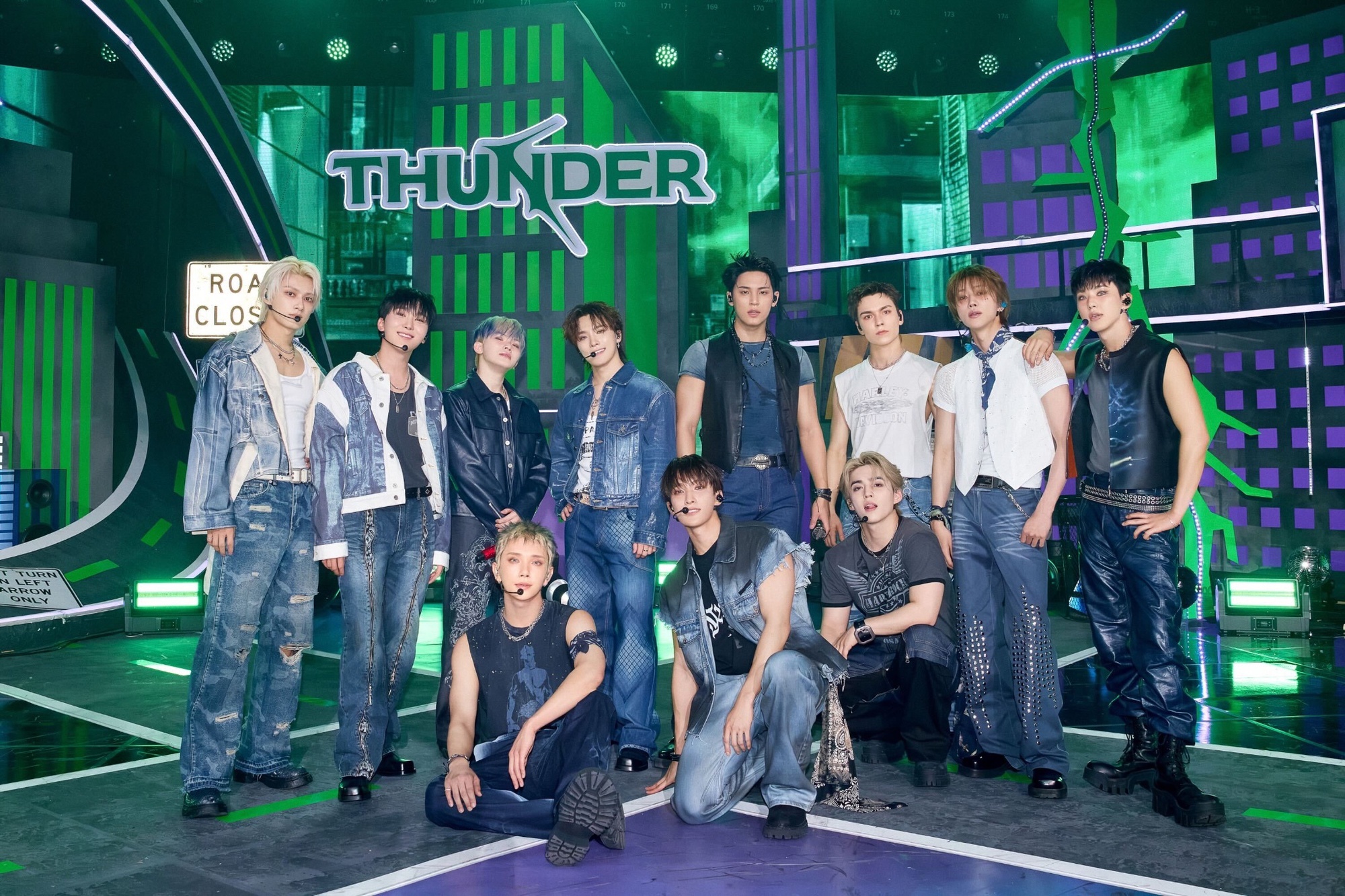 Bài hát hot nhất Kpop hiện tại: Đưa hoàng kim boygroup trở lại, cứ “alo alo” gây ám ảnh- Ảnh 8.