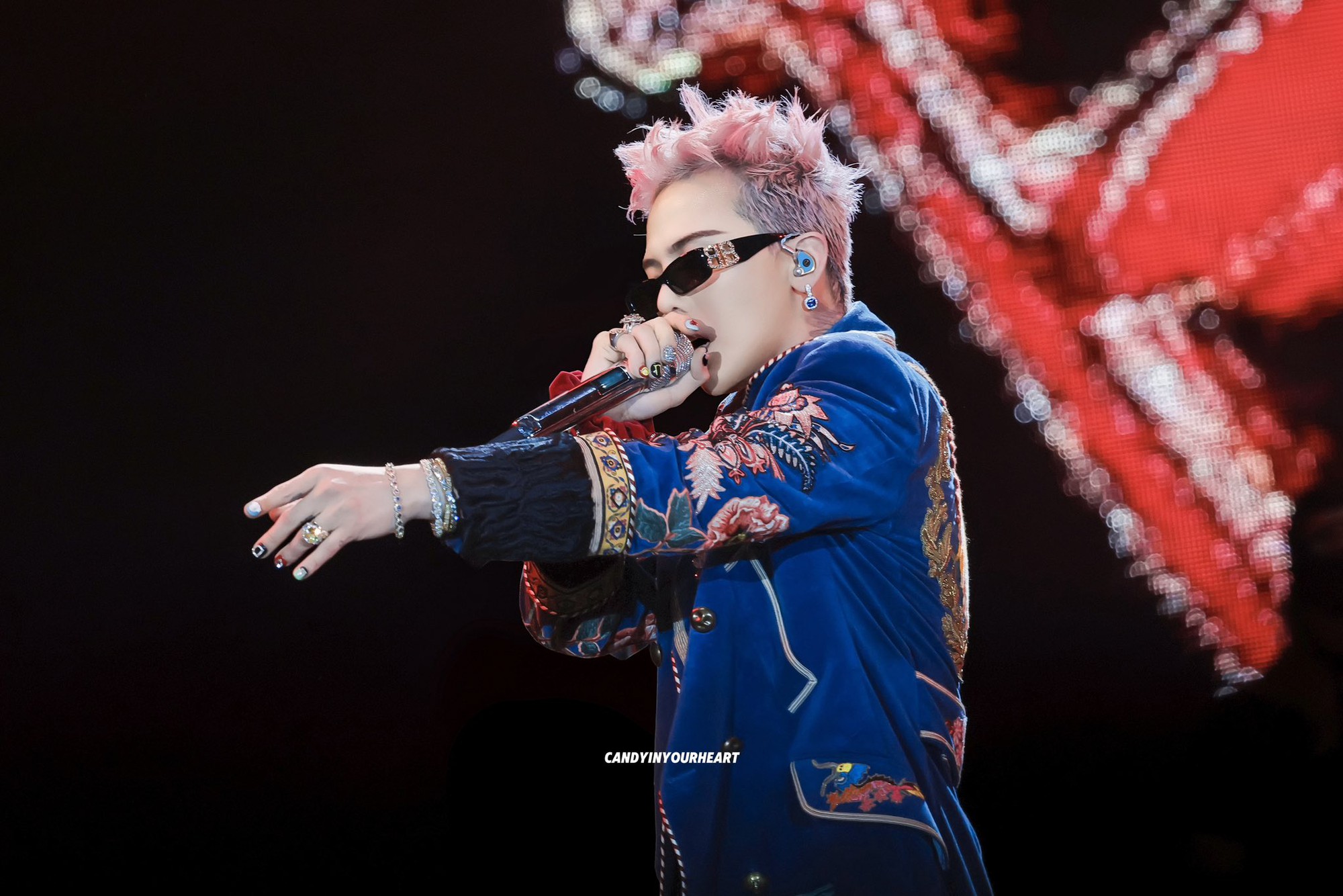 G-Dragon đến Việt Nam - Cơn sốt concert chưa từng có - Ảnh 8.