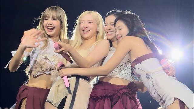 BLACKPINK và Vấn Nạn Hàng Giả 18+