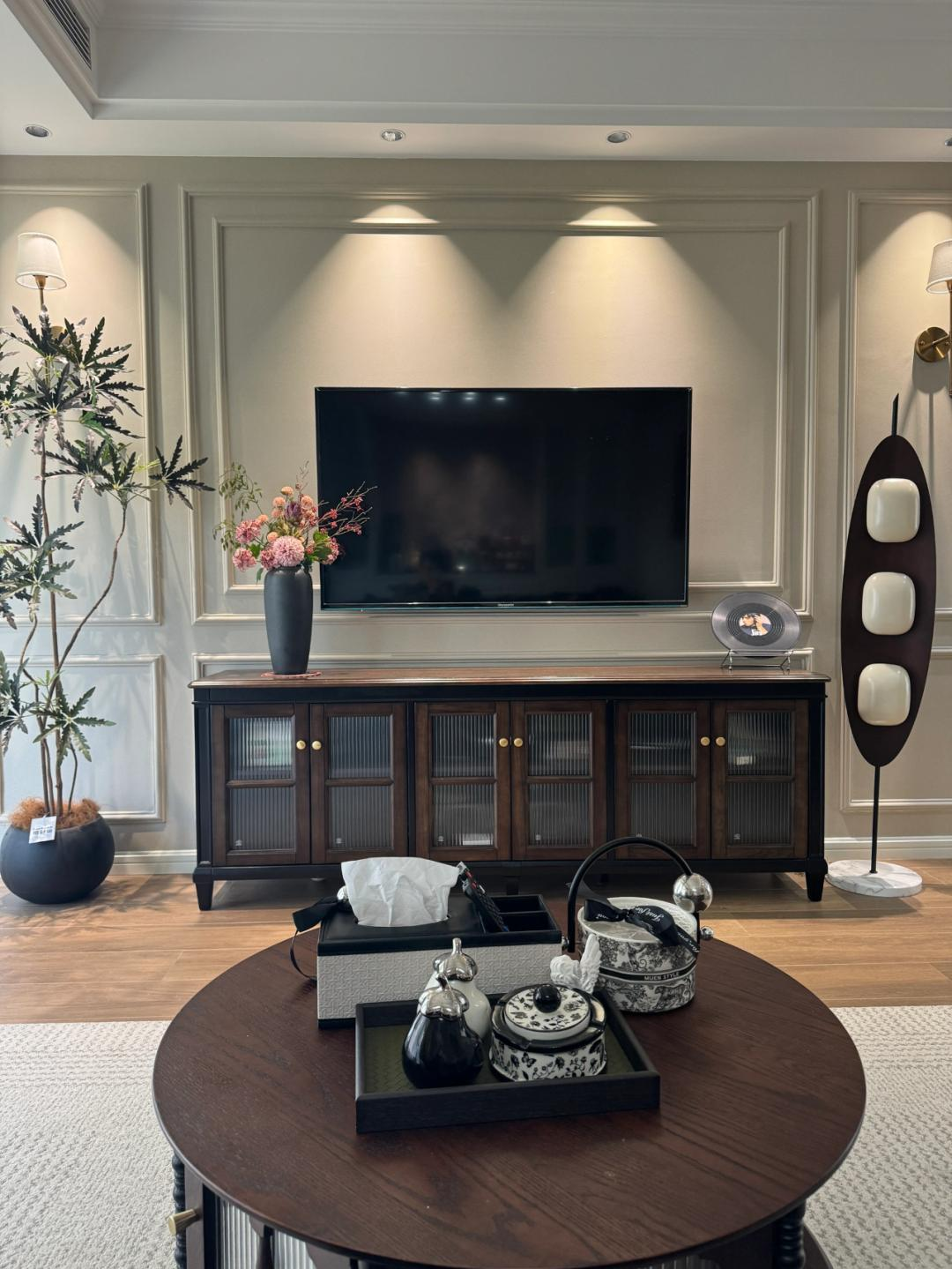 Người phụ nữ sống một mình trong căn hộ 101m² suốt 5 năm và bí quyết giữ nhà luôn sạch đẹp - Ảnh 3.