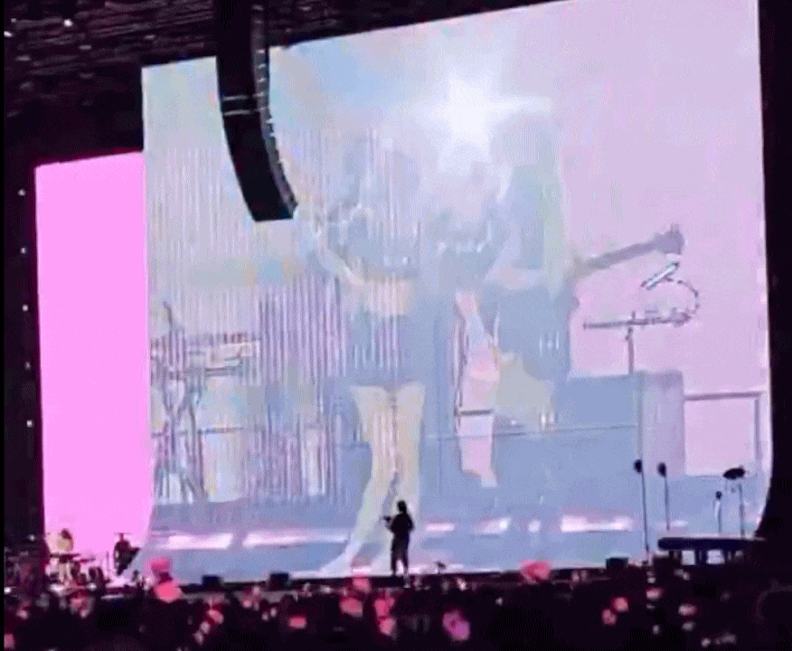 BLACKPINK biểu diễn hit APT