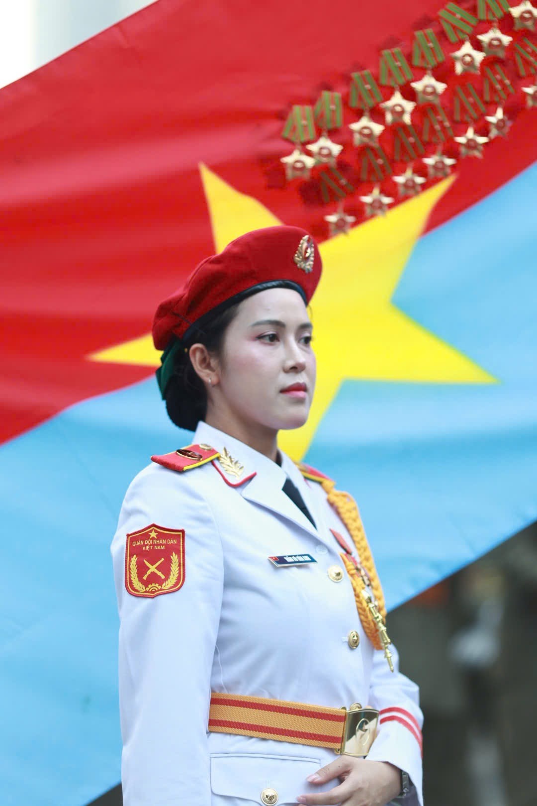Nữ chiến sĩ trong Lễ diễu binh 30/4- Ảnh 10.