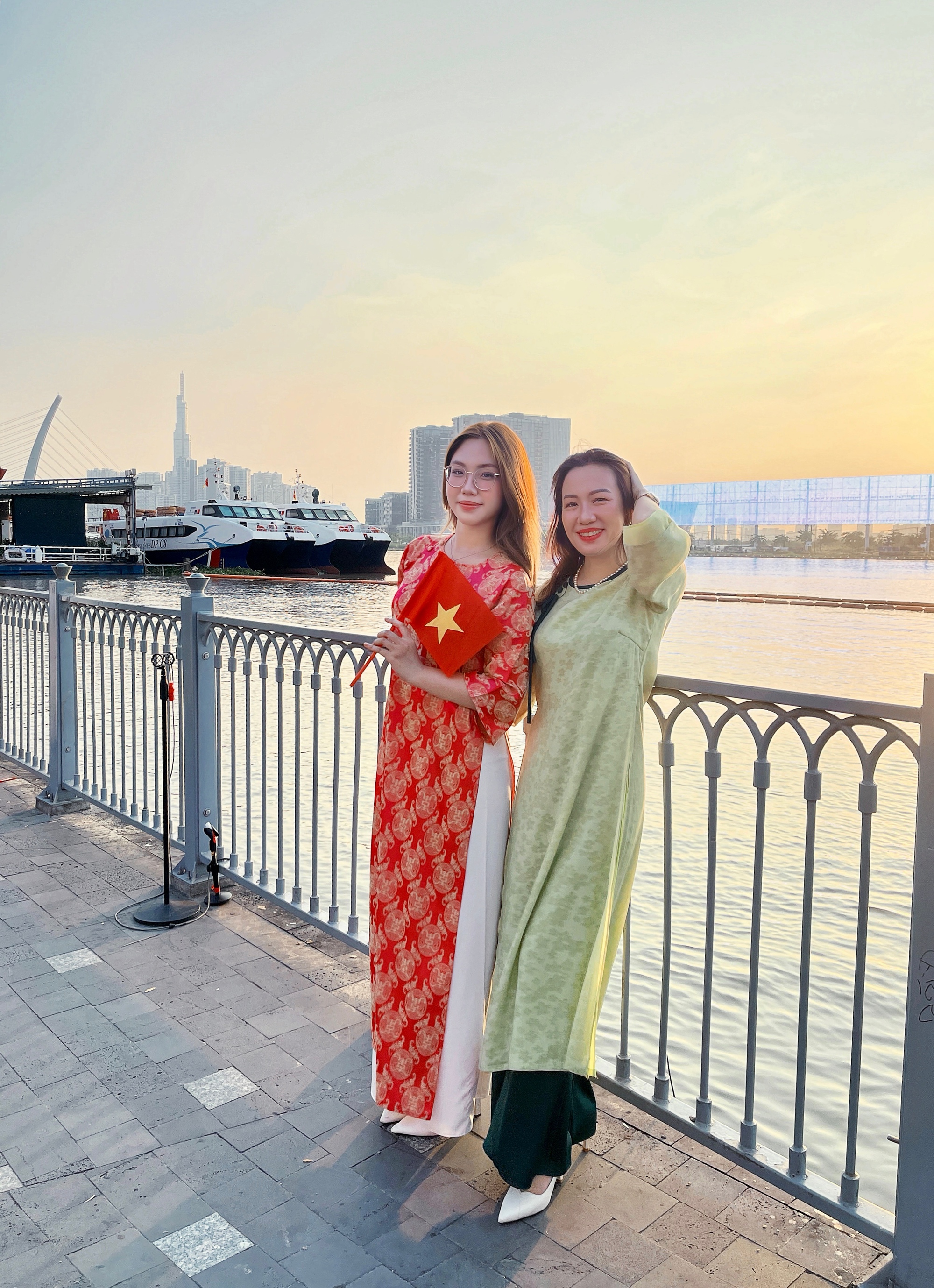 Khi mẹ con cùng 'tần số': Tâm sự chuyện thất tình, rủ nhau đi concert- Ảnh 5.