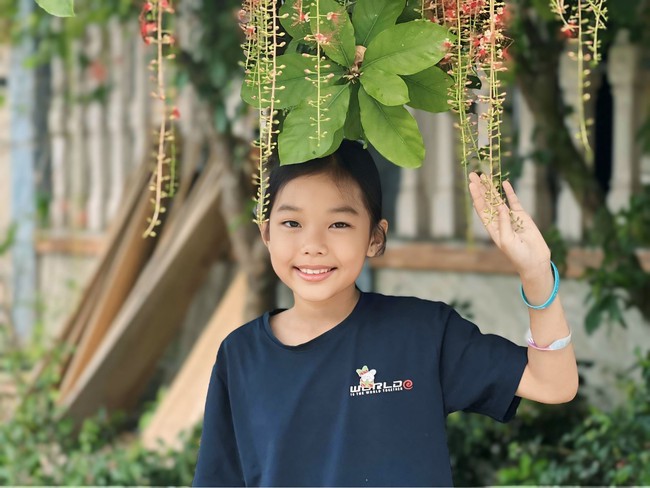 Cô bé lớp 6 ở Đồng Nai tự kiếm 2 chỉ vàng tặng mẹ: Bí quyết thành công từ cách nuôi dạy đặc biệt - Ảnh 1.