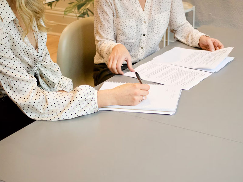 Mẹ 2 con đi xin việc bị từ chối, cô đáp lại bằng email dài 6 dòng mà nhà tuyển dụng ký luôn vị trí quản lý- Ảnh 1.